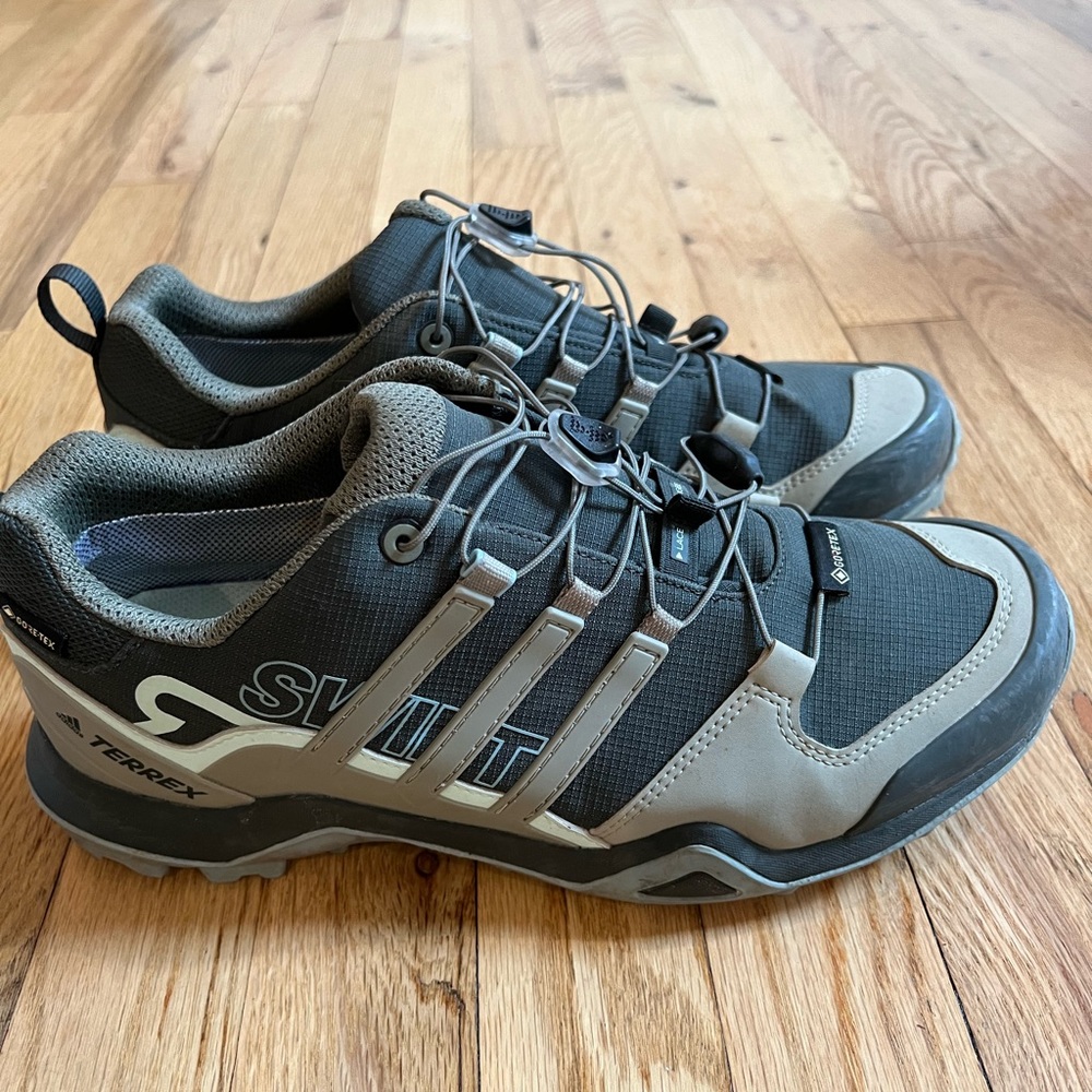 Adidas hiking shoes womens 9